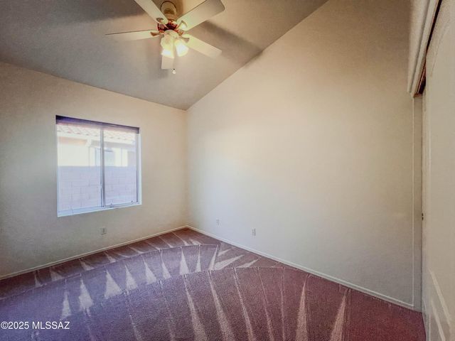 12242 N New Dawn Avenue, Oro Valley, AZ 85755