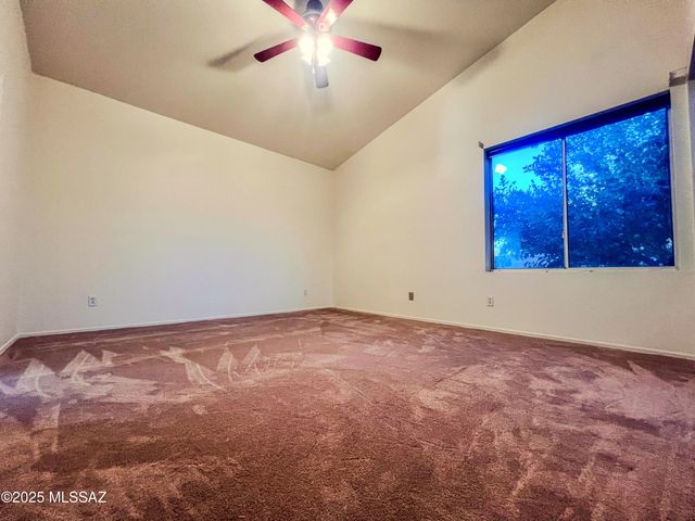 12242 N New Dawn Avenue, Oro Valley, AZ 85755