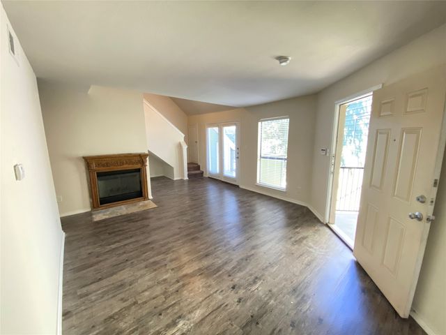 9831 Walnut Street P208, Dallas, TX 75243