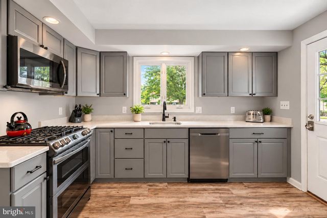 224 UPPER VALLEY RD, North Wales, PA 19454