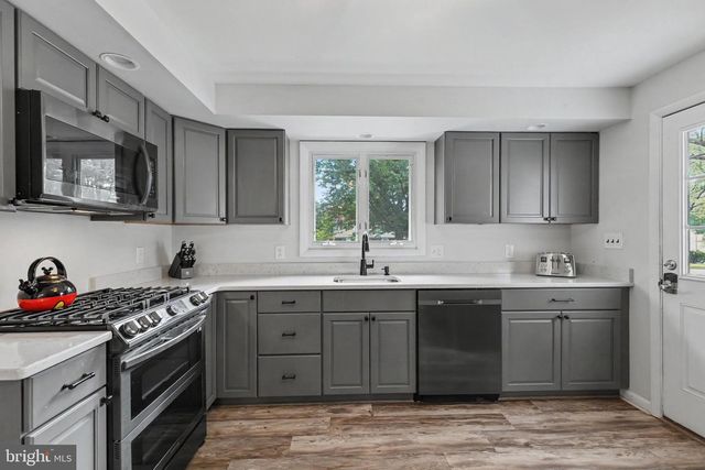 224 UPPER VALLEY RD, North Wales, PA 19454