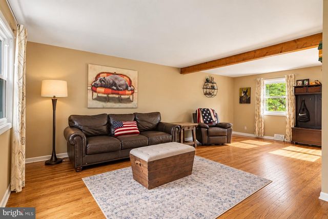 224 UPPER VALLEY RD, North Wales, PA 19454