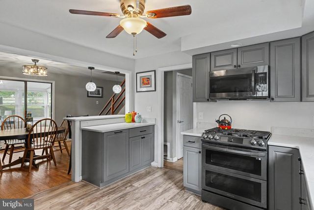 224 UPPER VALLEY RD, North Wales, PA 19454