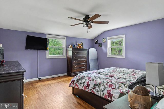 224 UPPER VALLEY RD, North Wales, PA 19454