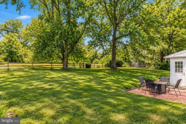 224 UPPER VALLEY RD, North Wales, PA 19454