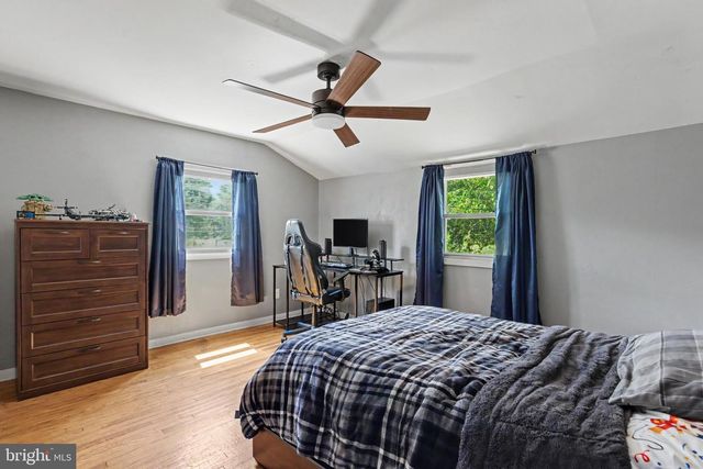 224 UPPER VALLEY RD, North Wales, PA 19454