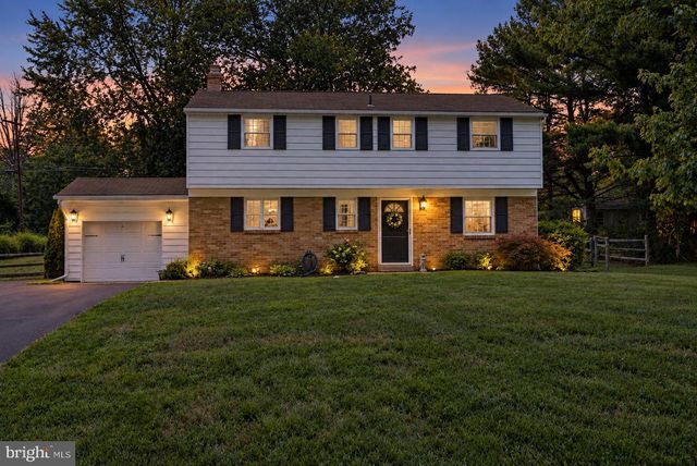 224 UPPER VALLEY RD, North Wales, PA 19454