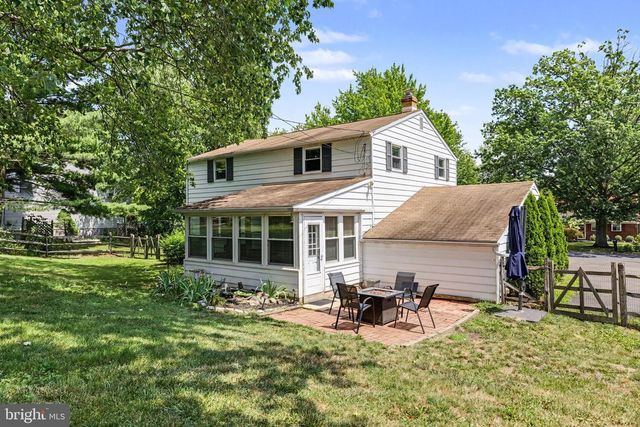 224 UPPER VALLEY RD, North Wales, PA 19454
