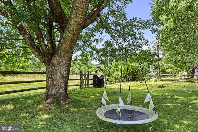 224 UPPER VALLEY RD, North Wales, PA 19454