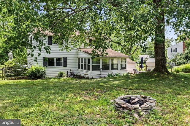 224 UPPER VALLEY RD, North Wales, PA 19454
