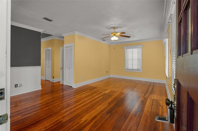 613 E PINE STREET, Orlando, FL 32801