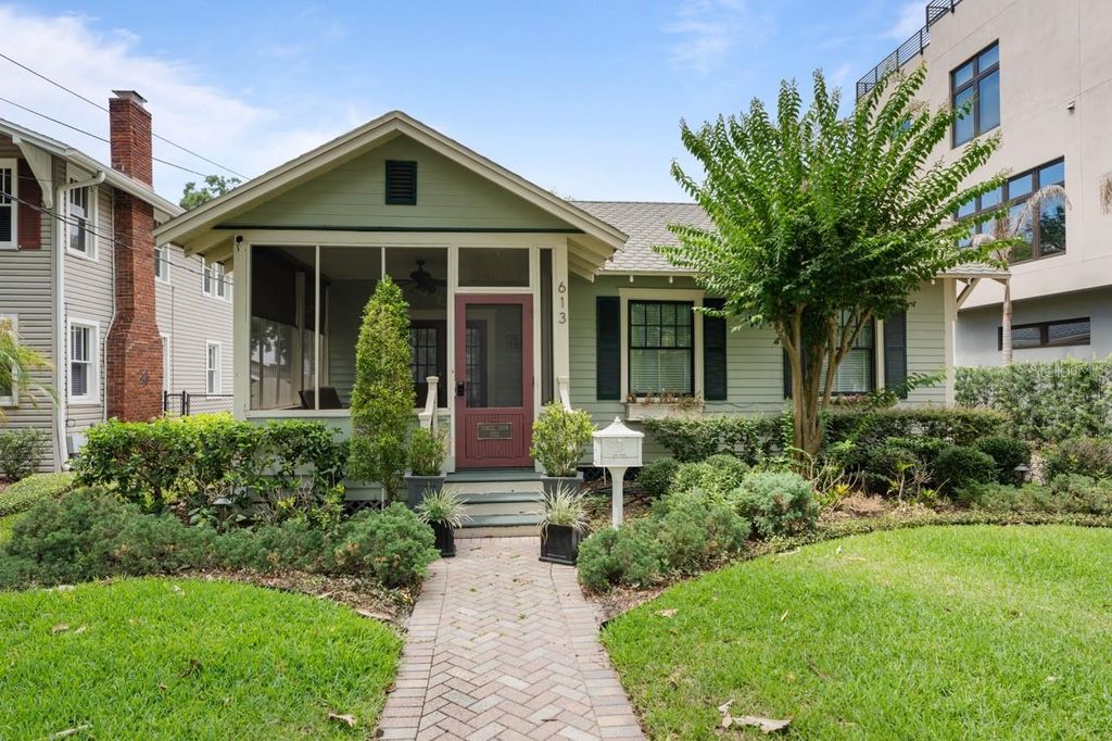 613 E PINE STREET, Orlando, FL 32801