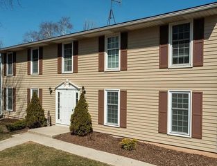 2602 Camelot BOULEVARD #C, Sheboygan, WI 53081