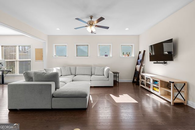 116 Stamford Avenue, Peachtree City, GA 30269