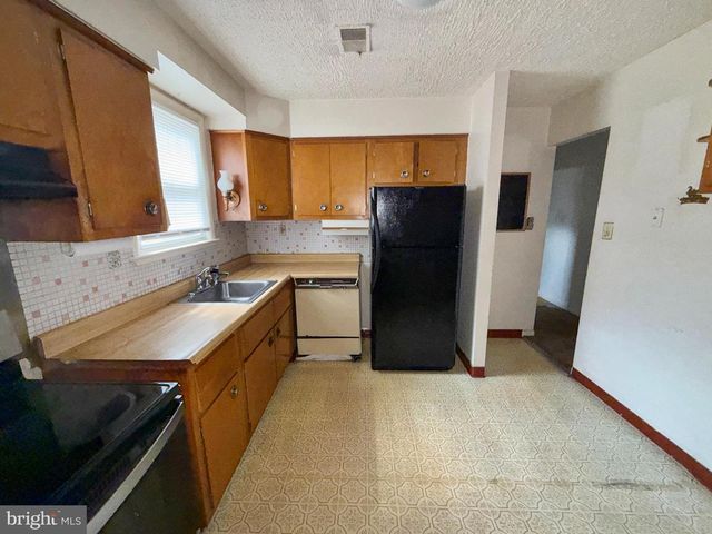 2209 BROWN STATION RD, Upper Marlboro, MD 20774