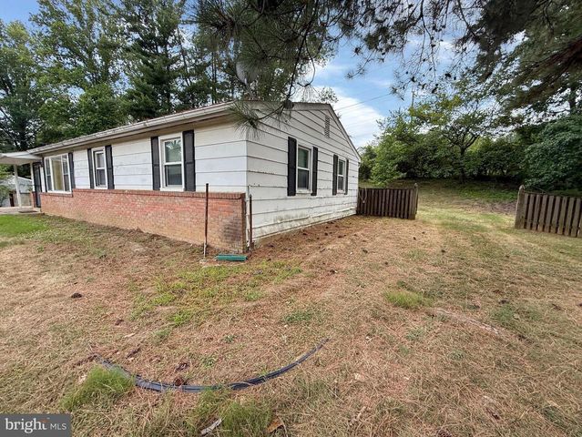 2209 BROWN STATION RD, Upper Marlboro, MD 20774