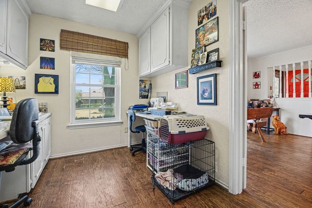 1319 Meadowcrest Drive, Mesquite, TX 75149