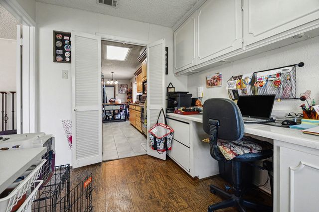 1319 Meadowcrest Drive, Mesquite, TX 75149