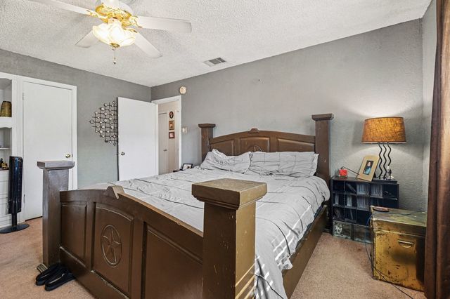 1319 Meadowcrest Drive, Mesquite, TX 75149