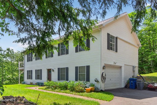 99 Kings Road, Hadley, NY 12822
