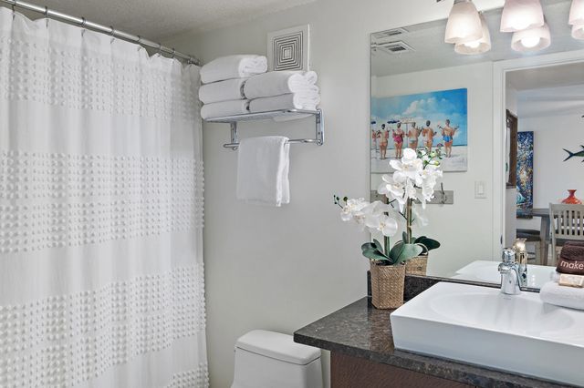30 Moreno Point Road UNIT 203C, Destin, FL 32541