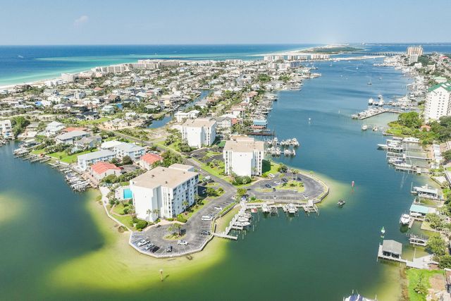 30 Moreno Point Road UNIT 203C, Destin, FL 32541