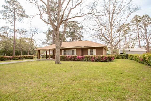 1917 Gilchrist Ave, Waycross, GA 31503