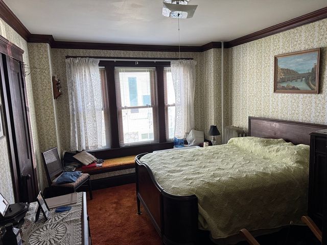 62 Sylvan St, Worcester, MA 01603