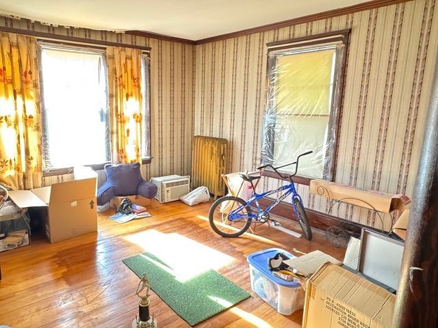 62 Sylvan St, Worcester, MA 01603
