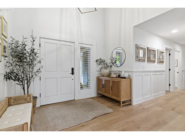 653 VICTORIA Pl, West Linn, OR 97068