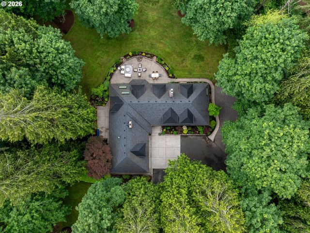 653 VICTORIA Pl, West Linn, OR 97068