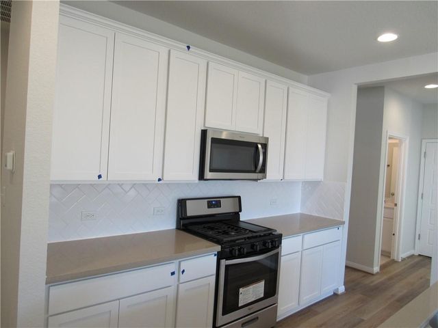 302 Cold Spring LOOP 1, Bastrop, TX 78602