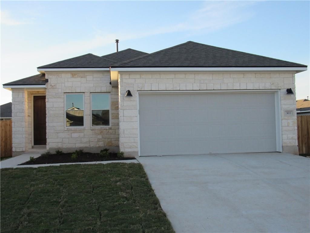 302 Cold Spring LOOP 1, Bastrop, TX 78602
