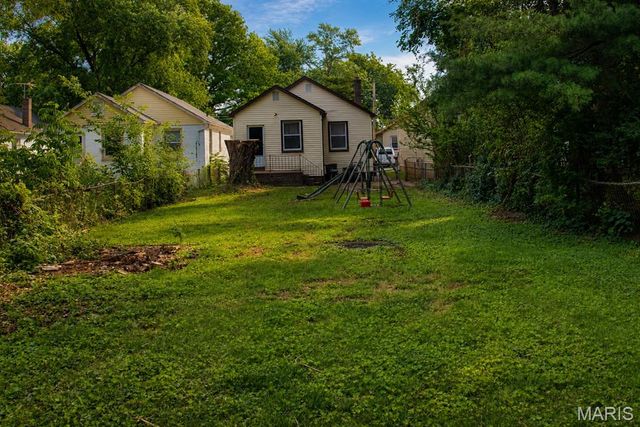 3241 Royalton Avenue, St Louis, MO 63114