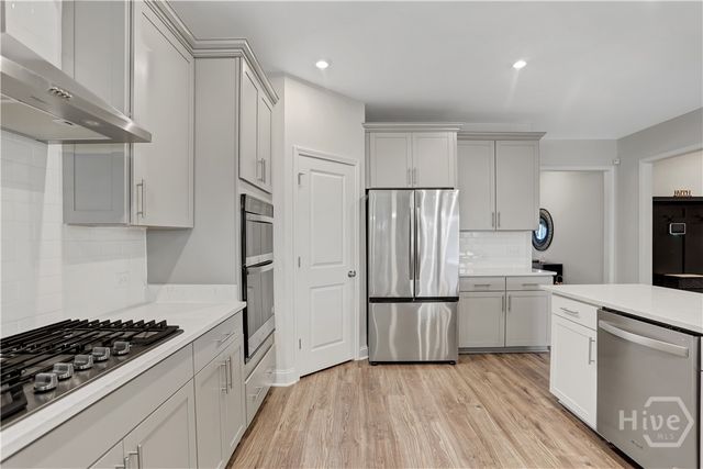 584 Longleaf Drive, Richmond Hill, GA 31324