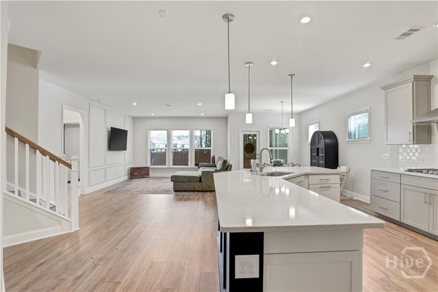 584 Longleaf Drive, Richmond Hill, GA 31324