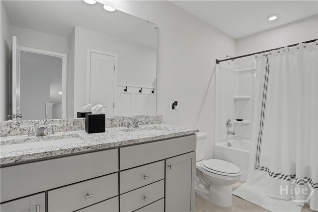 584 Longleaf Drive, Richmond Hill, GA 31324