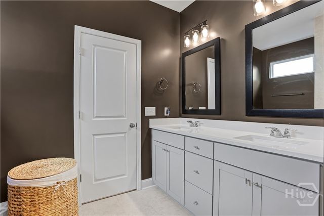 584 Longleaf Drive, Richmond Hill, GA 31324