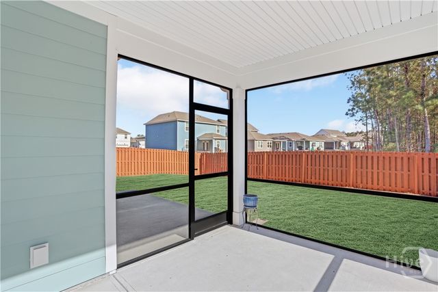 584 Longleaf Drive, Richmond Hill, GA 31324