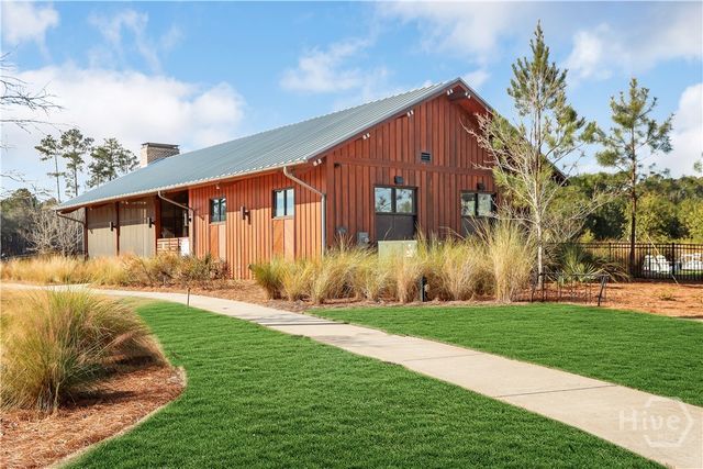 584 Longleaf Drive, Richmond Hill, GA 31324