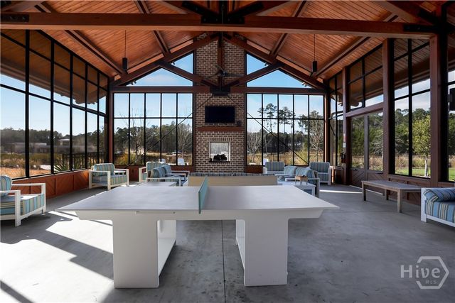 584 Longleaf Drive, Richmond Hill, GA 31324