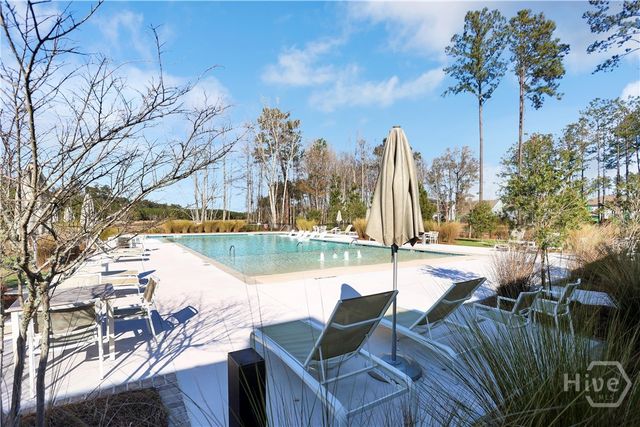 584 Longleaf Drive, Richmond Hill, GA 31324