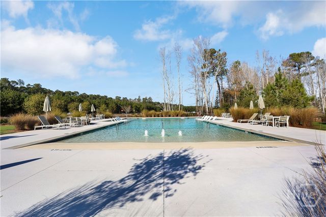 584 Longleaf Drive, Richmond Hill, GA 31324