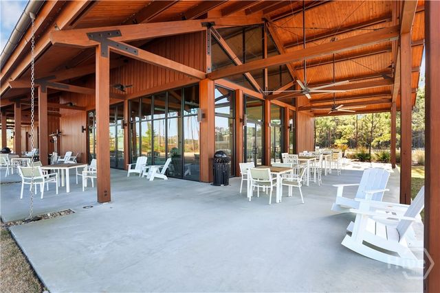 584 Longleaf Drive, Richmond Hill, GA 31324