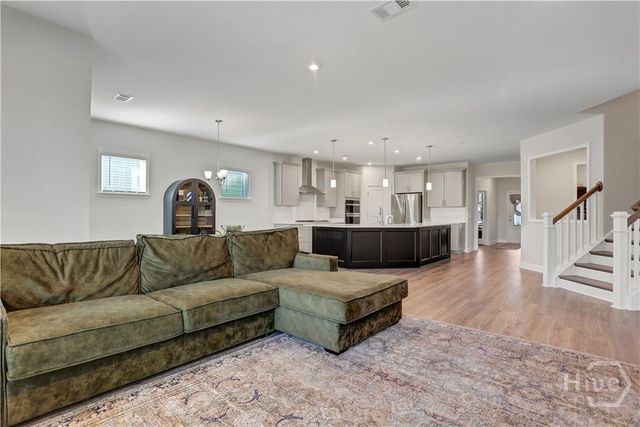 584 Longleaf Drive, Richmond Hill, GA 31324