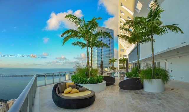 1300 Brickell Bay Dr 3402, Miami, FL 33131