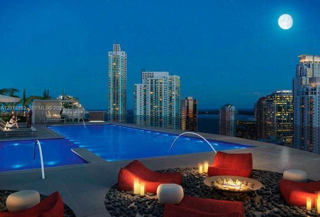 1300 Brickell Bay Dr 3402, Miami, FL 33131