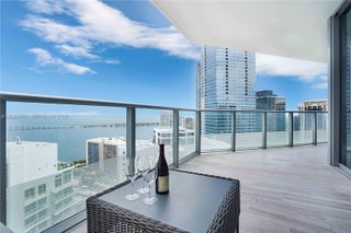 1300 Brickell Bay Dr 3402, Miami, FL 33131