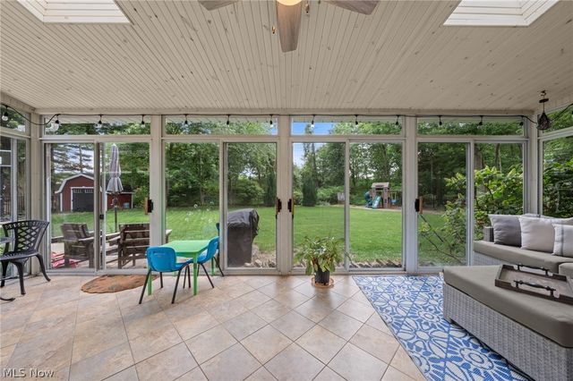 31477 Roberta Drive, Bay Village, OH 44140