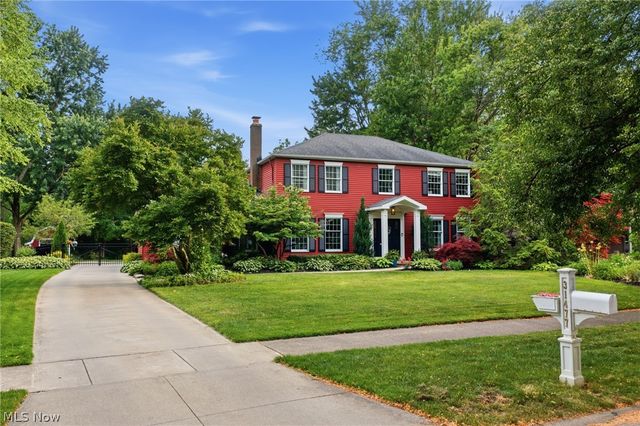 31477 Roberta Drive, Bay Village, OH 44140